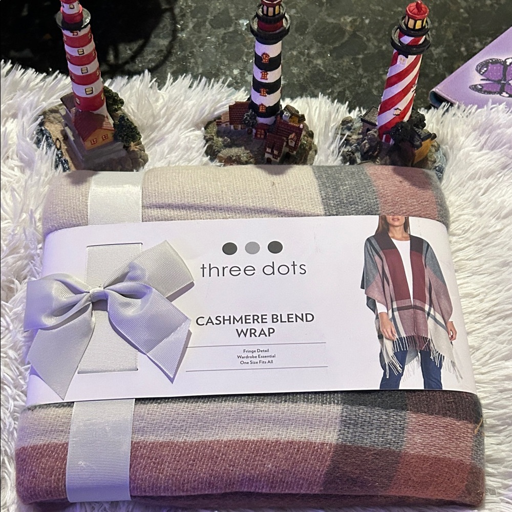Three Dots Plaid Cashmere Blend Wrap in Cream and Pink